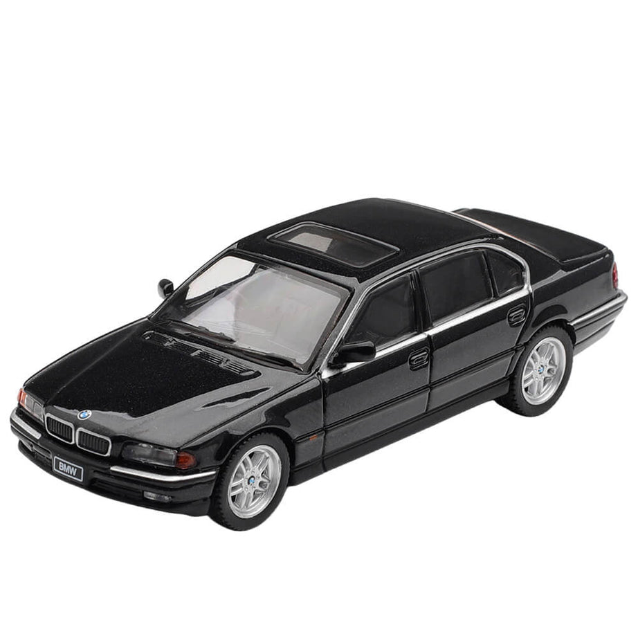 BMW 750iL Black Sapphire – MINI GT 1242 Boxed
